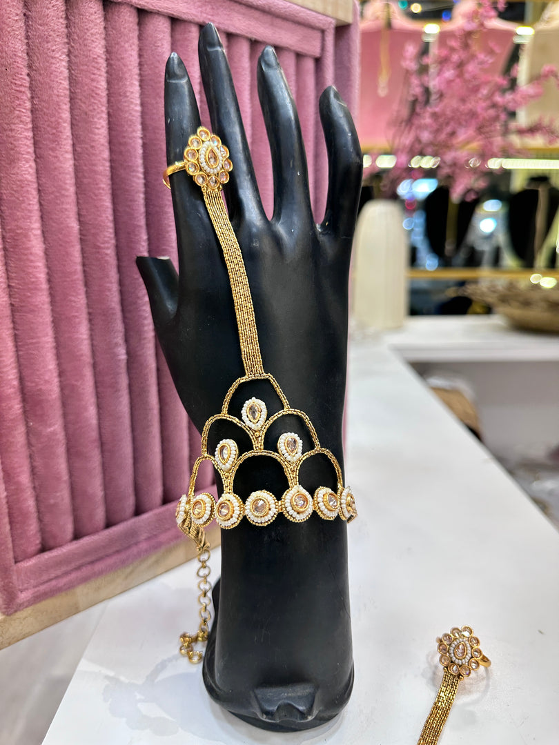 Lalita Premium Heritage Rajwadi Hathpanja - Pair