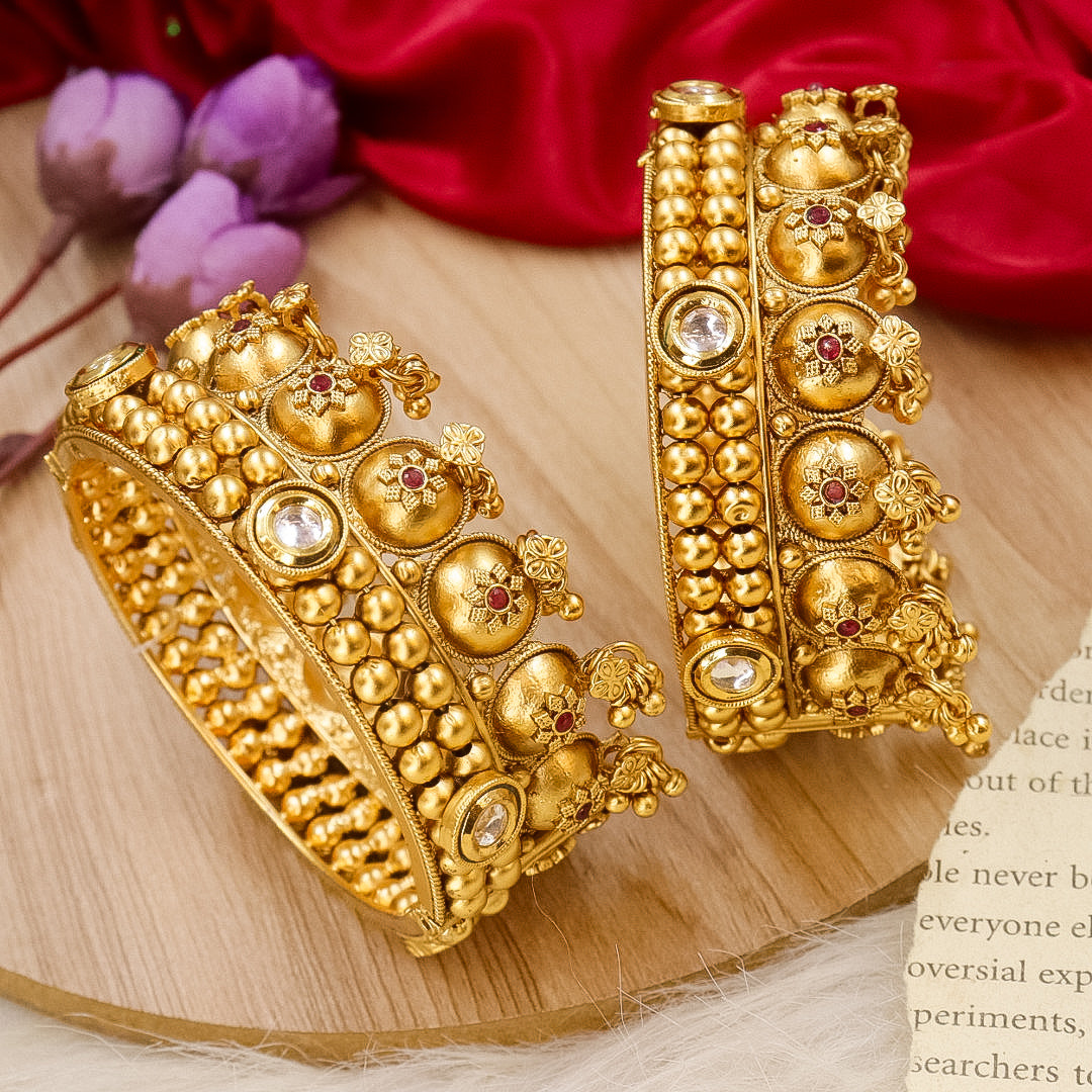 Nethi  Rajwadi Copper Kada