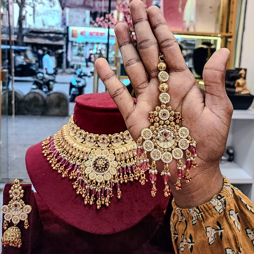 Chahal Semi Bridal Choker Set