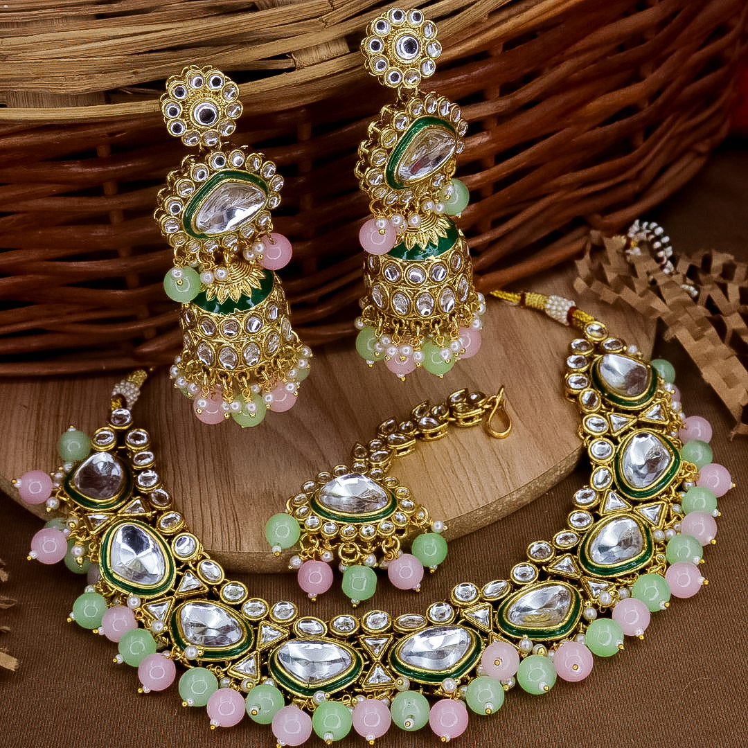 Yusra Choker Set With Jhumka And Mangtika