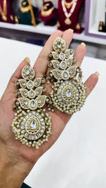 Load image into Gallery viewer, Richa Bajri Earrings
