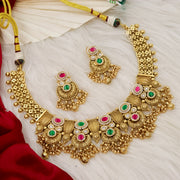 Hasfa Swaroski Necklace