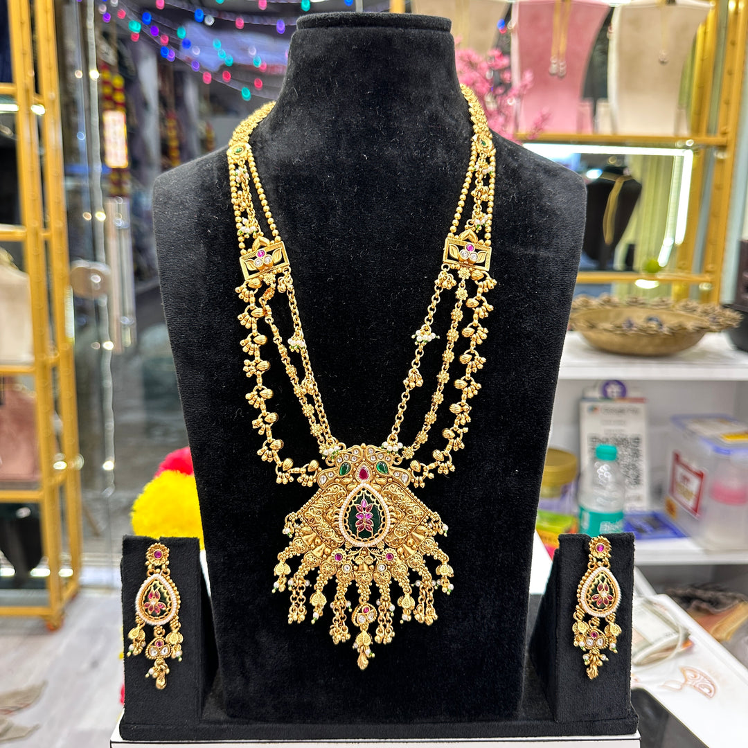 Long Munmun 3 Line Heritage Necklace