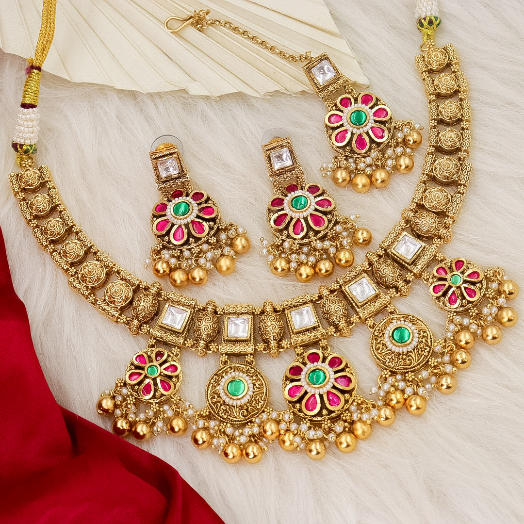 Johna Statement Swaroski Necklace