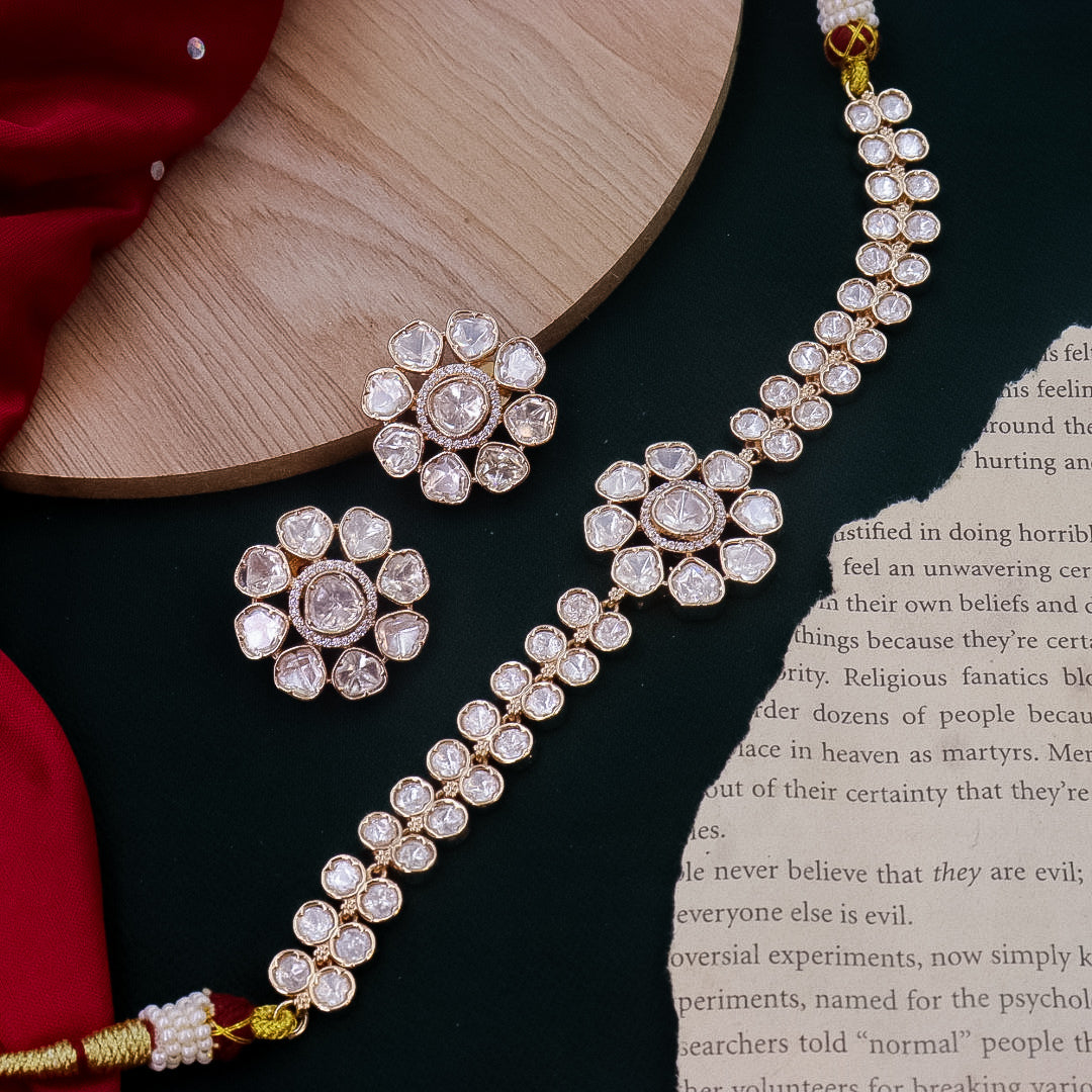 Flower Moissante Choker With Studs