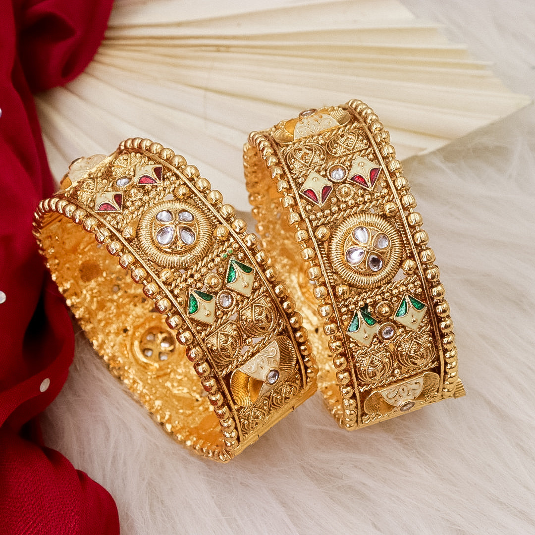 Rani Meenakari Brass kada