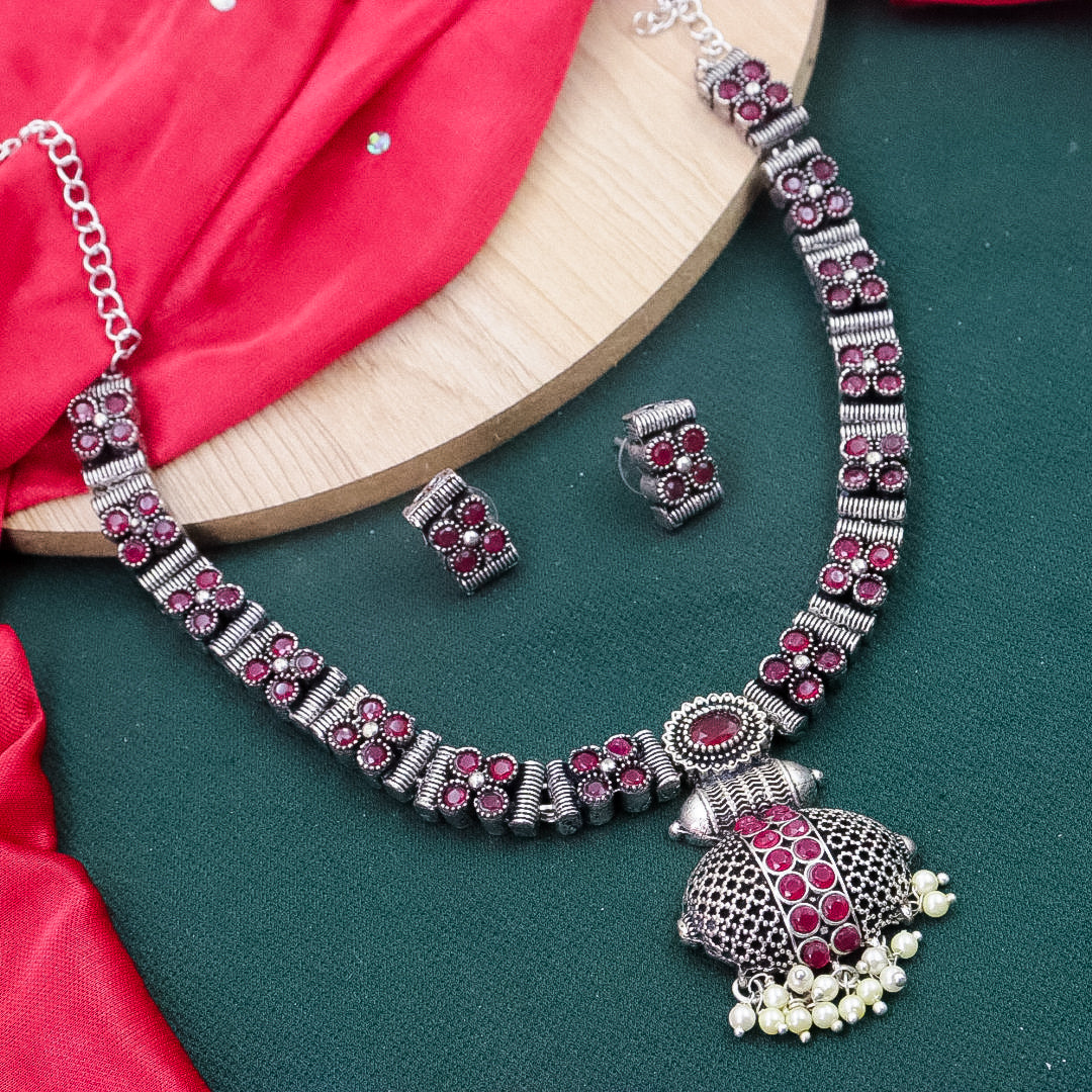 Bano German Choker With Earrings