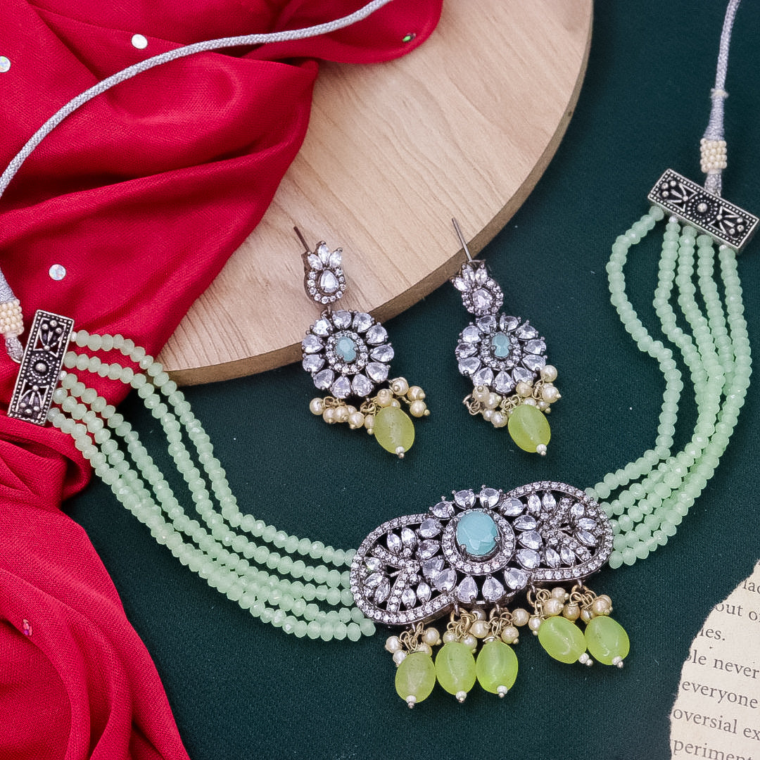 Moissante Choker- Mint