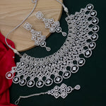 Load image into Gallery viewer, Farzana Bridal Choker With Mangtika
