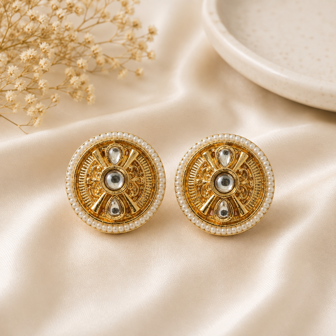 Dhanvi Kundan studs