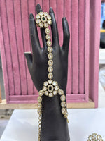 Load image into Gallery viewer, Lubna Premium Hathpanja