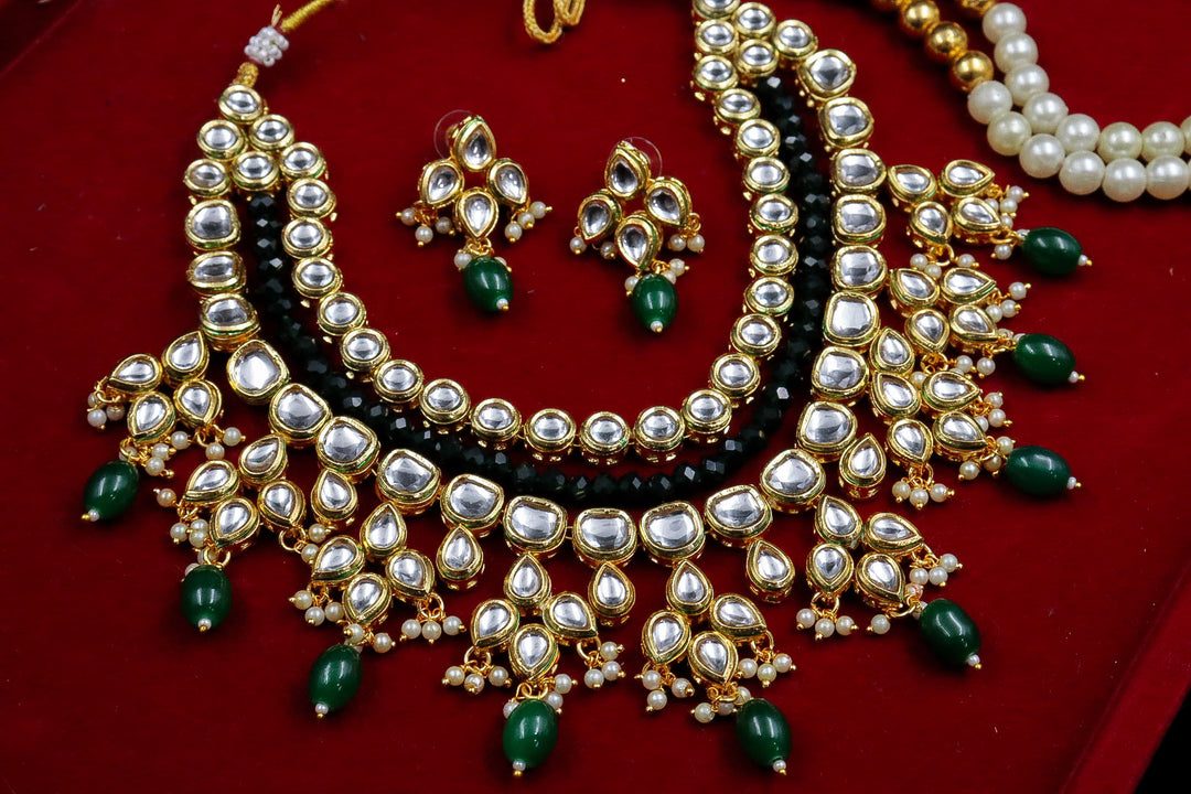 Samanvi 3 Layer Kundan Choker With Back Meenakari