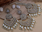 Load image into Gallery viewer, Bahara AD Chandbali With Mangtika
