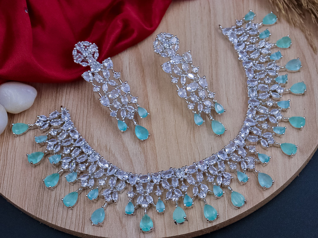Keyara AD Choker