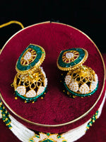 Load image into Gallery viewer, Kundan Moti Set
