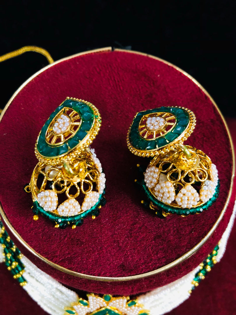 Kundan Moti Set