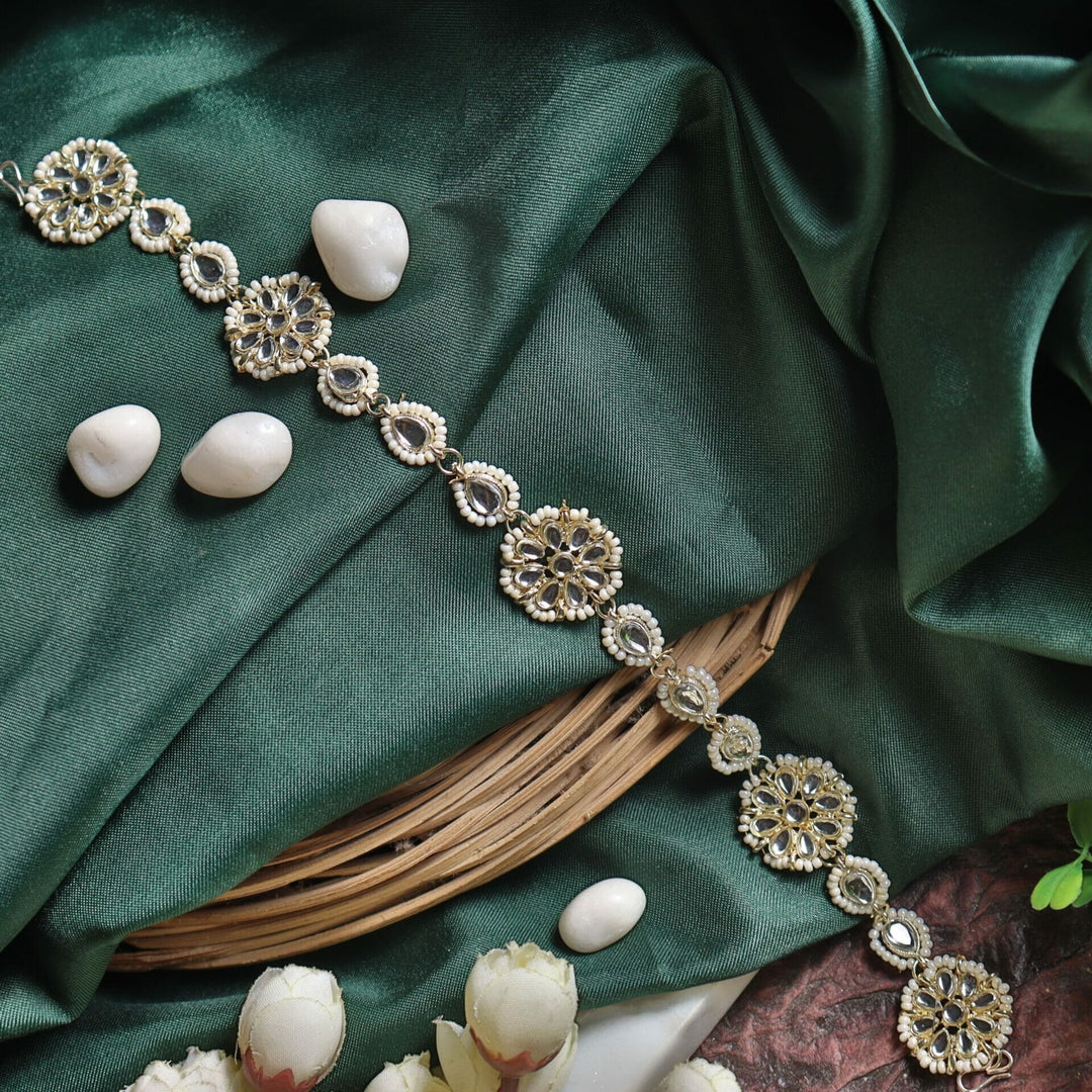 Gagan Sheeshphool (Mathapatti)