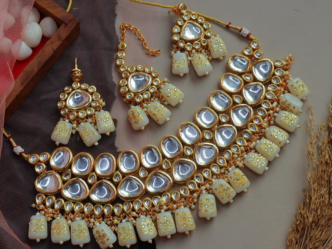 Alsafa Heavy Kundan Choker Set