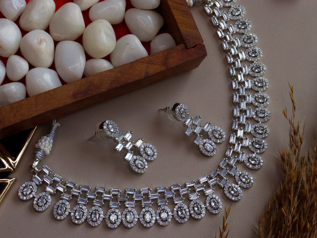 Najnin AD Choker Set - Silver