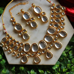 Load image into Gallery viewer, Varsha Choker Set With Teeka
