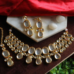 Load image into Gallery viewer, Varsha Choker Set With Teeka
