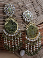 Load image into Gallery viewer, Shruti Latkan Earrings
