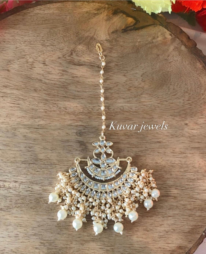 Zareen Maang-Teeka